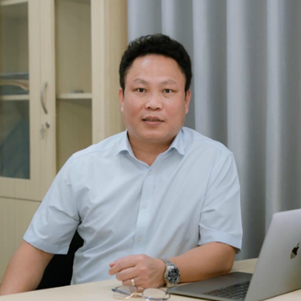 Dr. Le Khac Hoang 